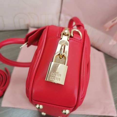 Miu Miu Arcadie 마틀라세 나파 가죽 백 5BB123 레드 M1