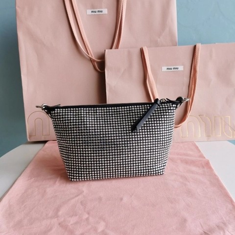 미우미우 5BC103 스피릿 새틴 백 m1