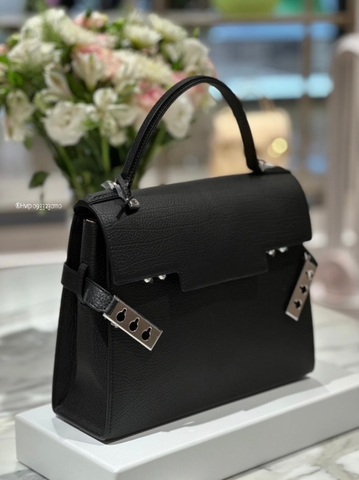 크리스피 카프 소재의 Delvaux Tempête PM AA0611AMF 블랙 PHW