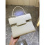 크리스피 카프 소재의 Delvaux Tempête PM AA0611AMF 화이트
