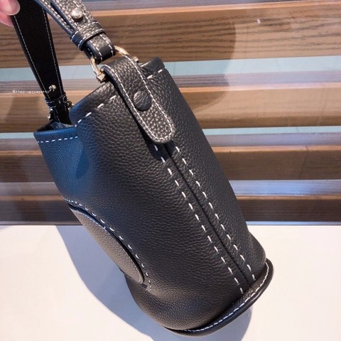 Delvaux 배터리 미니 버킷 Surpiquéen Taurillon Soft AA0607ATT0ADNDO