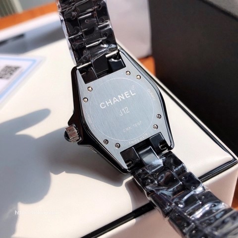 샤넬 J12 와치 33mm